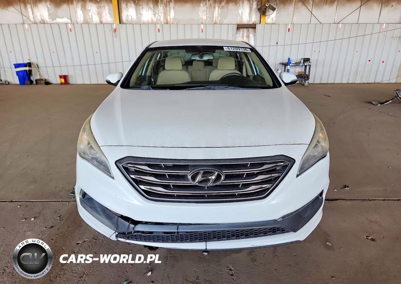 2015 Hyundai Sonata Sport VIN:5NPE34AF9FH027975 - 5