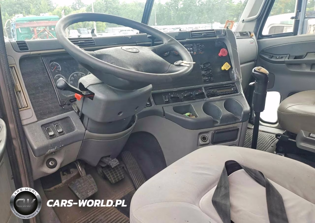 2007 Freightliner Conventional Columbia VIN:1FUJA6CKX7LZ10323 - 8