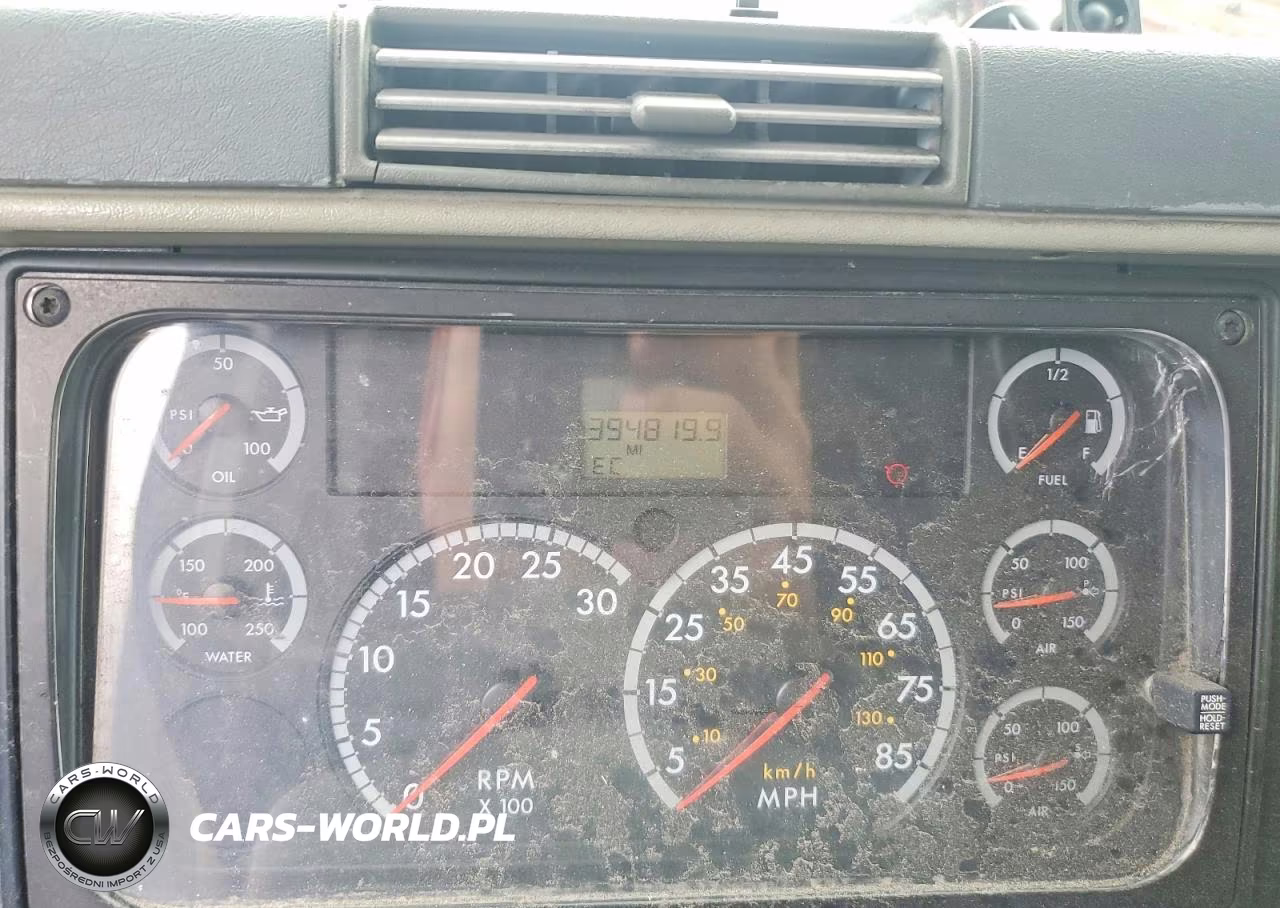 2007 Freightliner Conventional Columbia VIN:1FUJA6CKX7LZ10323 - 9
