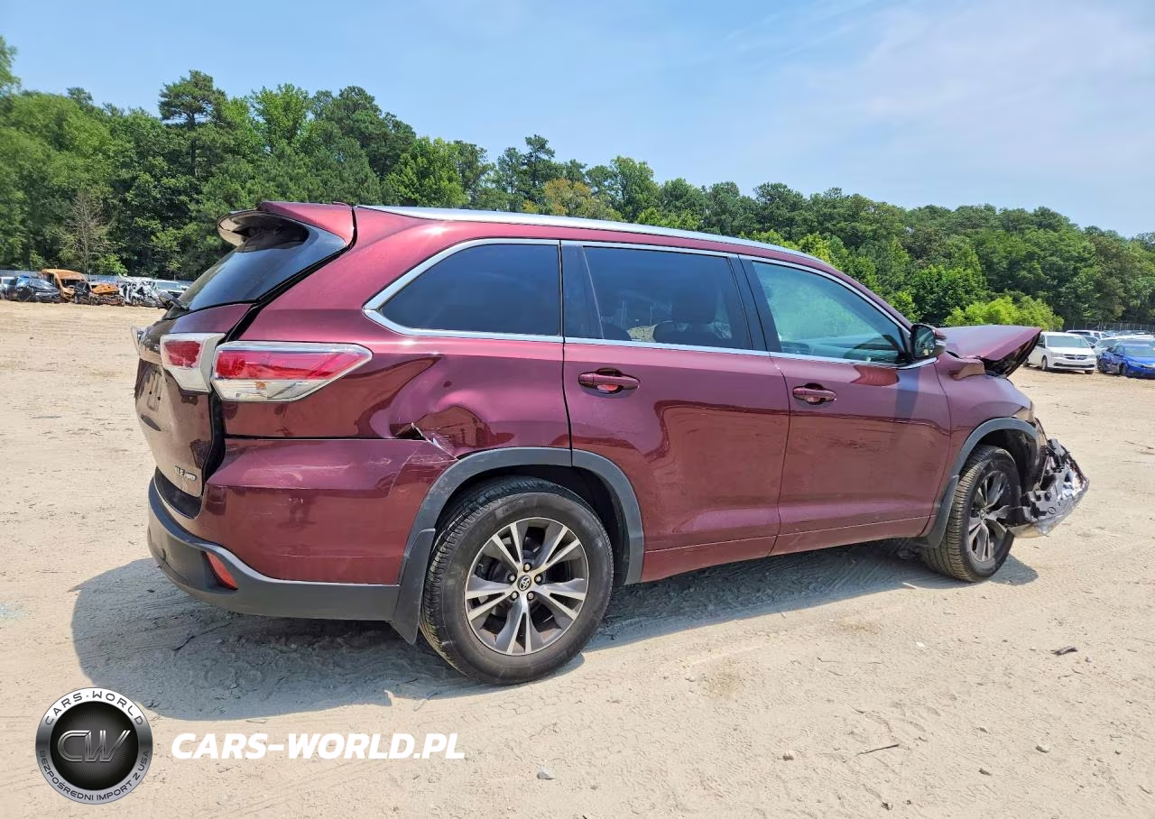 2016 Toyota Highlander Xle VIN:5TDJKRFH6GS255534 - 3