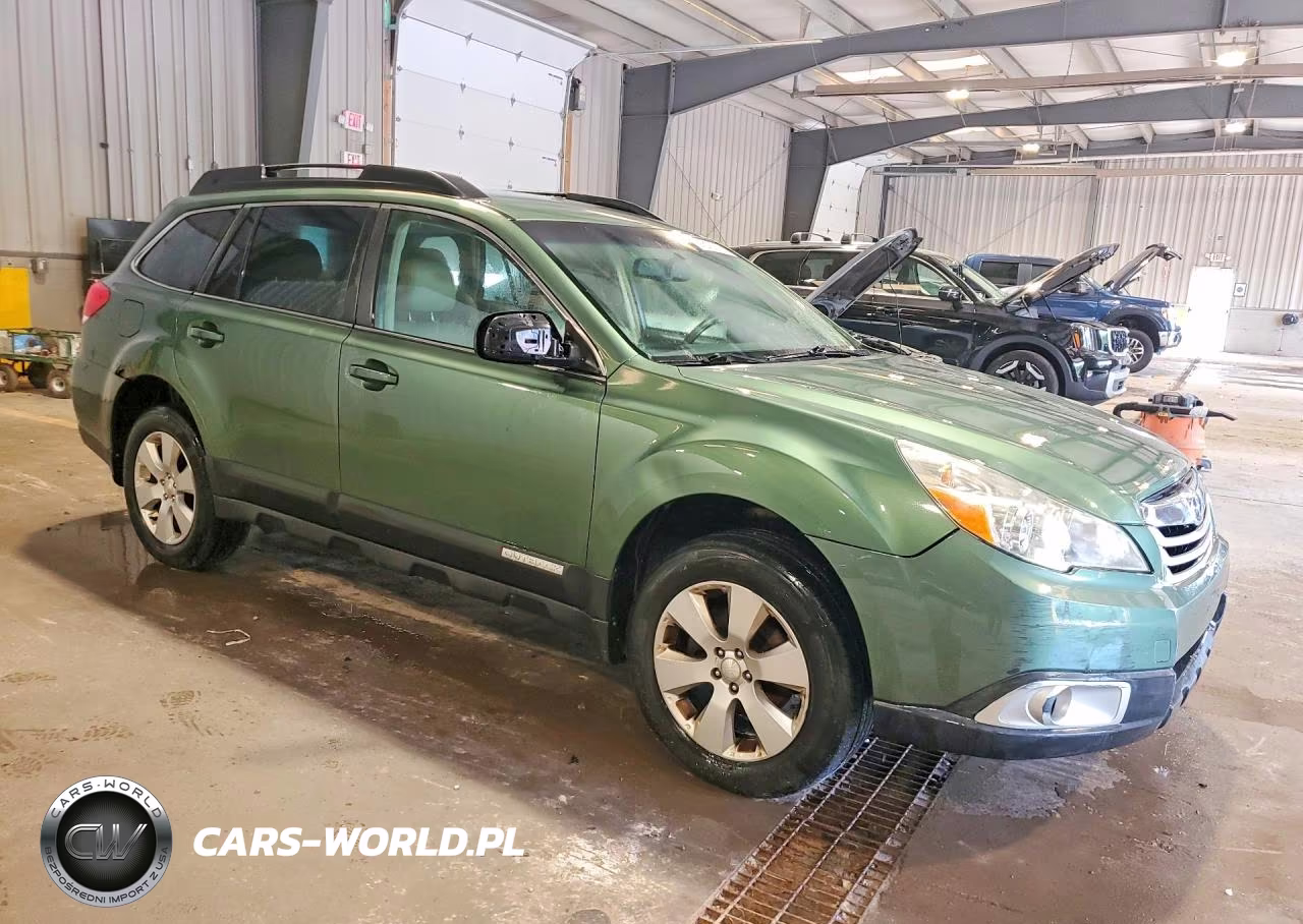 2012 Subaru Outback 2.5I Premium VIN:4S4BRBCC8C3244042 - 4