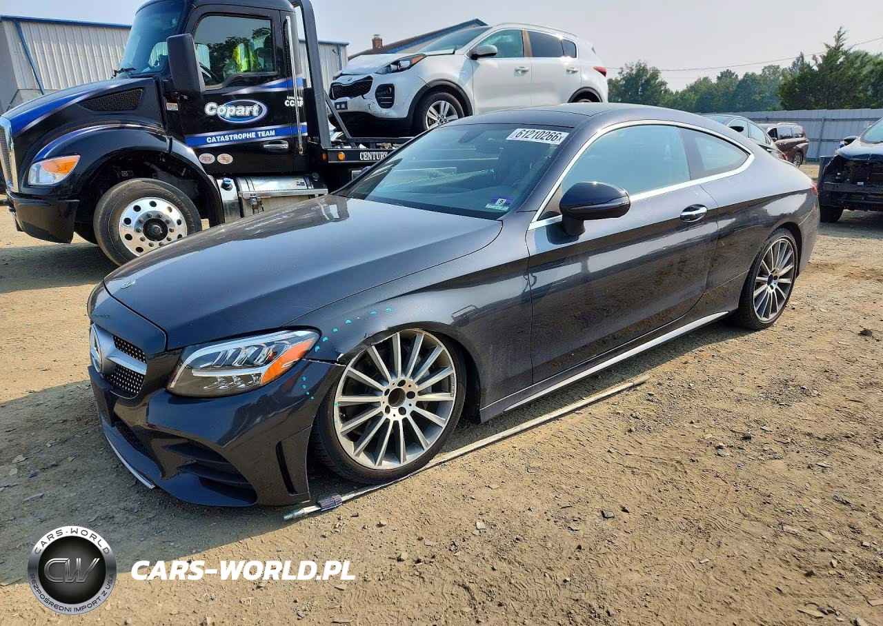 2019 Mercedes-Benz C 300 – zdjęcie 1 z 12