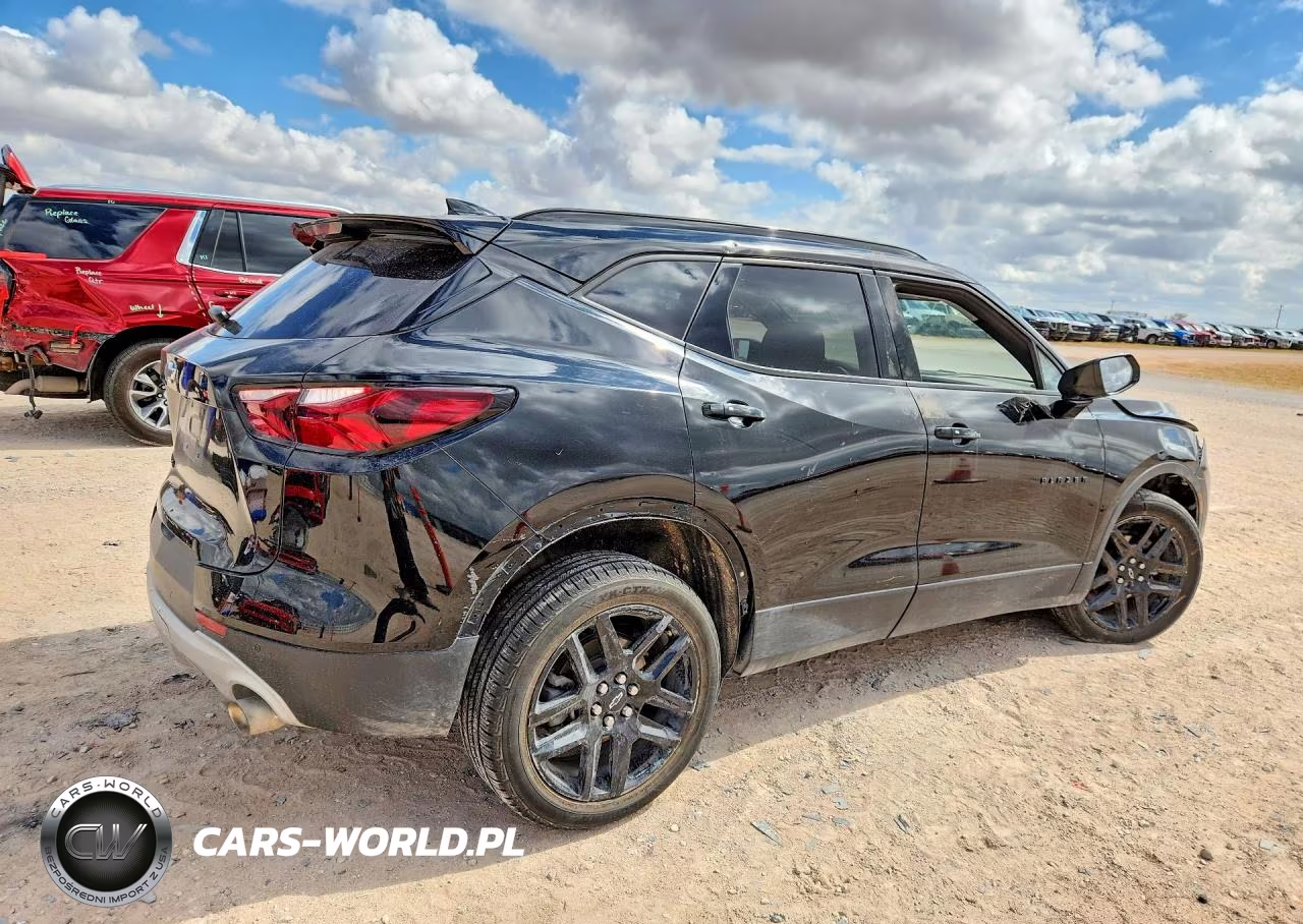 2022 Chevrolet Blazer 2Lt VIN:3GNKBCR43NS165767 - 3