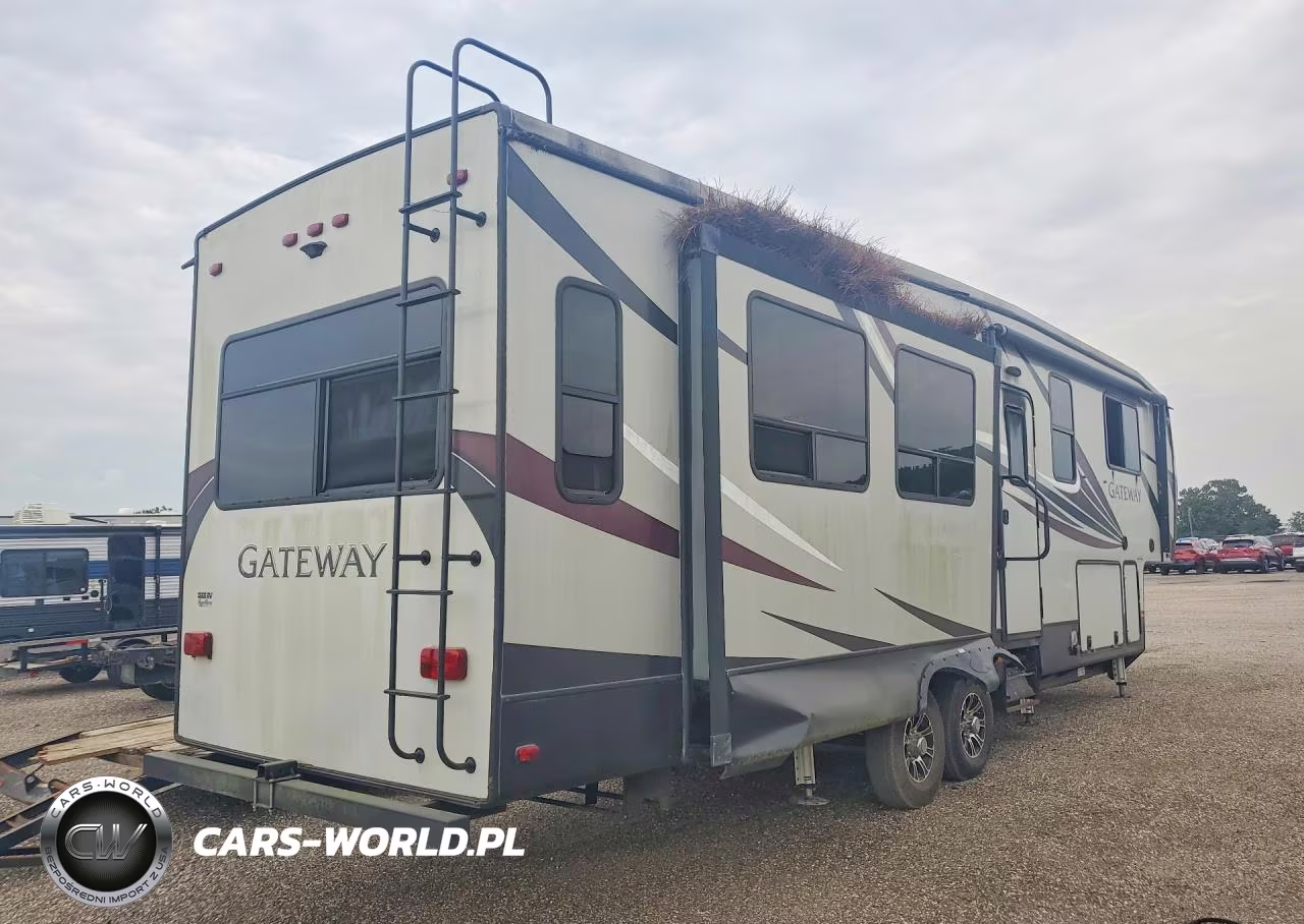 2018 Heartland Gateway Camper VIN:5SFSG3729JE384942 - 3