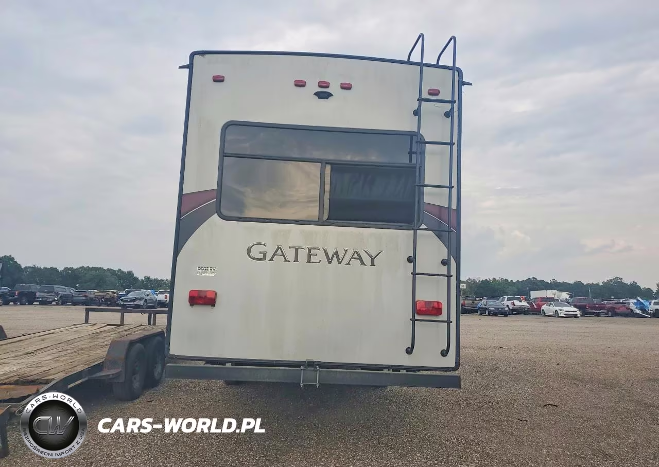 2018 Heartland Gateway Camper VIN:5SFSG3729JE384942 - 6