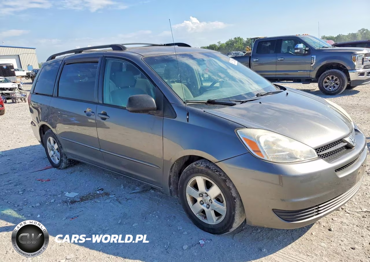 2004 Toyota Sienna Le 7 Passenger VIN:5TDZA23C24S164780 - 4