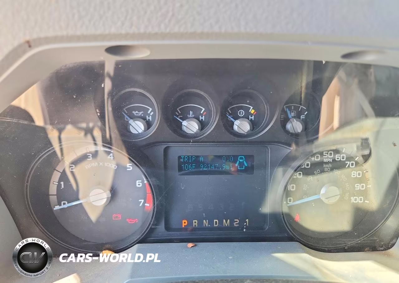 2011 Ford F250 Super Duty VIN:1FDBF2A69BEA68711 - 9