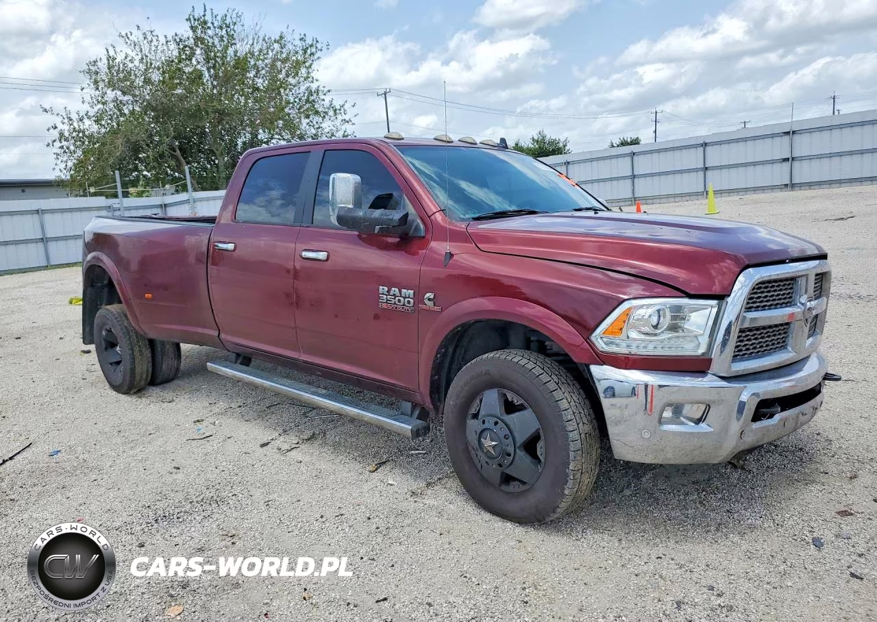 2017 Ram 3500 Laramie VIN:3C63RRJL1HG697760 - 4