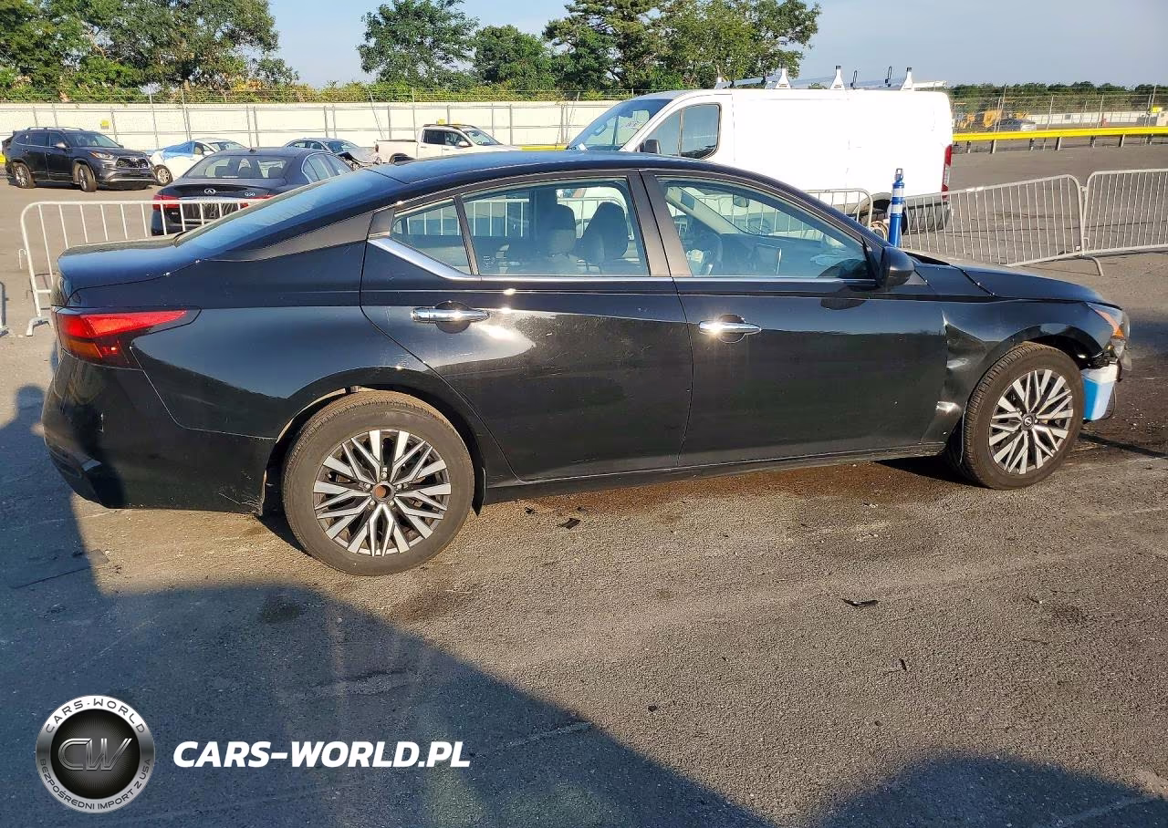 2025 Nissan Altima Sv VIN:1N4BL4DV2SN352831 - 3