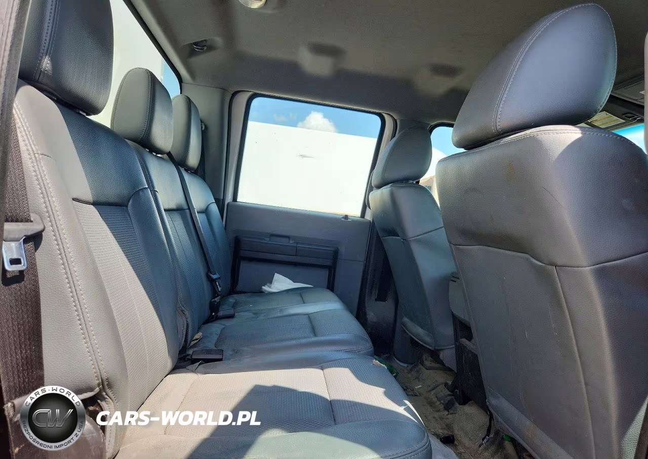 2015 Ford F350 Super Duty Box Truck VIN:1FD8W3G65FEC40956 - 11