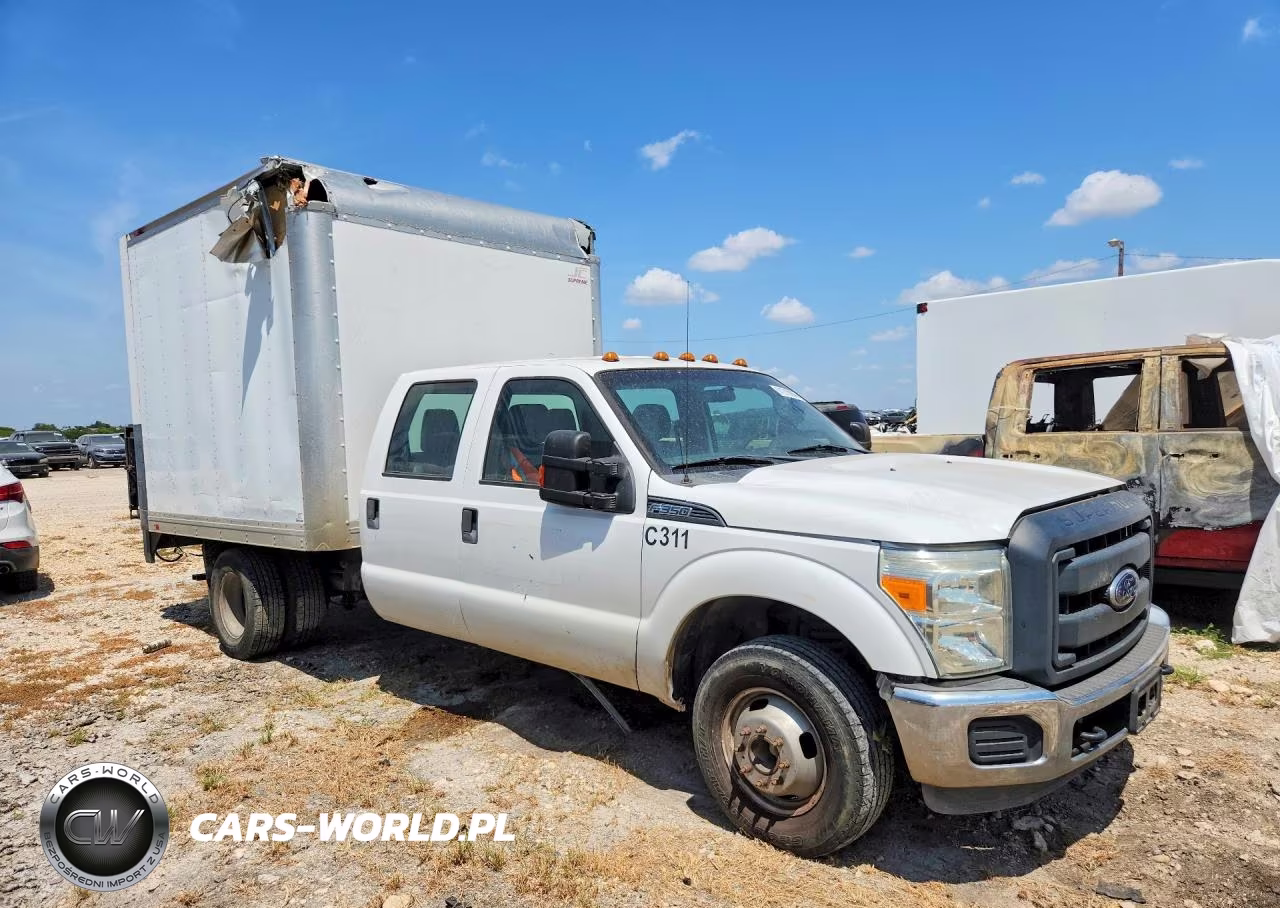 2015 Ford F350 Super Duty Box Truck VIN:1FD8W3G65FEC40956 - 4