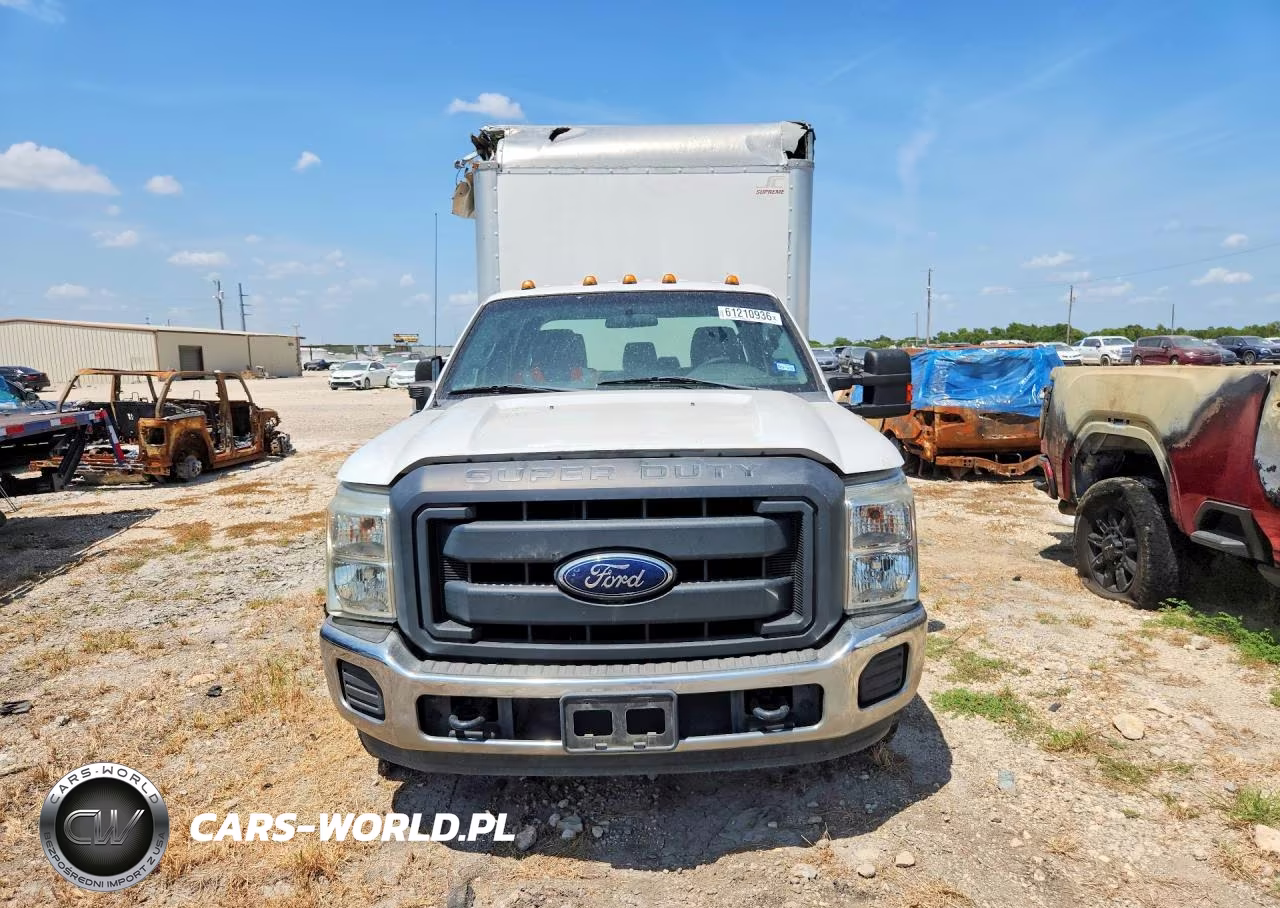 2015 Ford F350 Super Duty Box Truck VIN:1FD8W3G65FEC40956 - 5