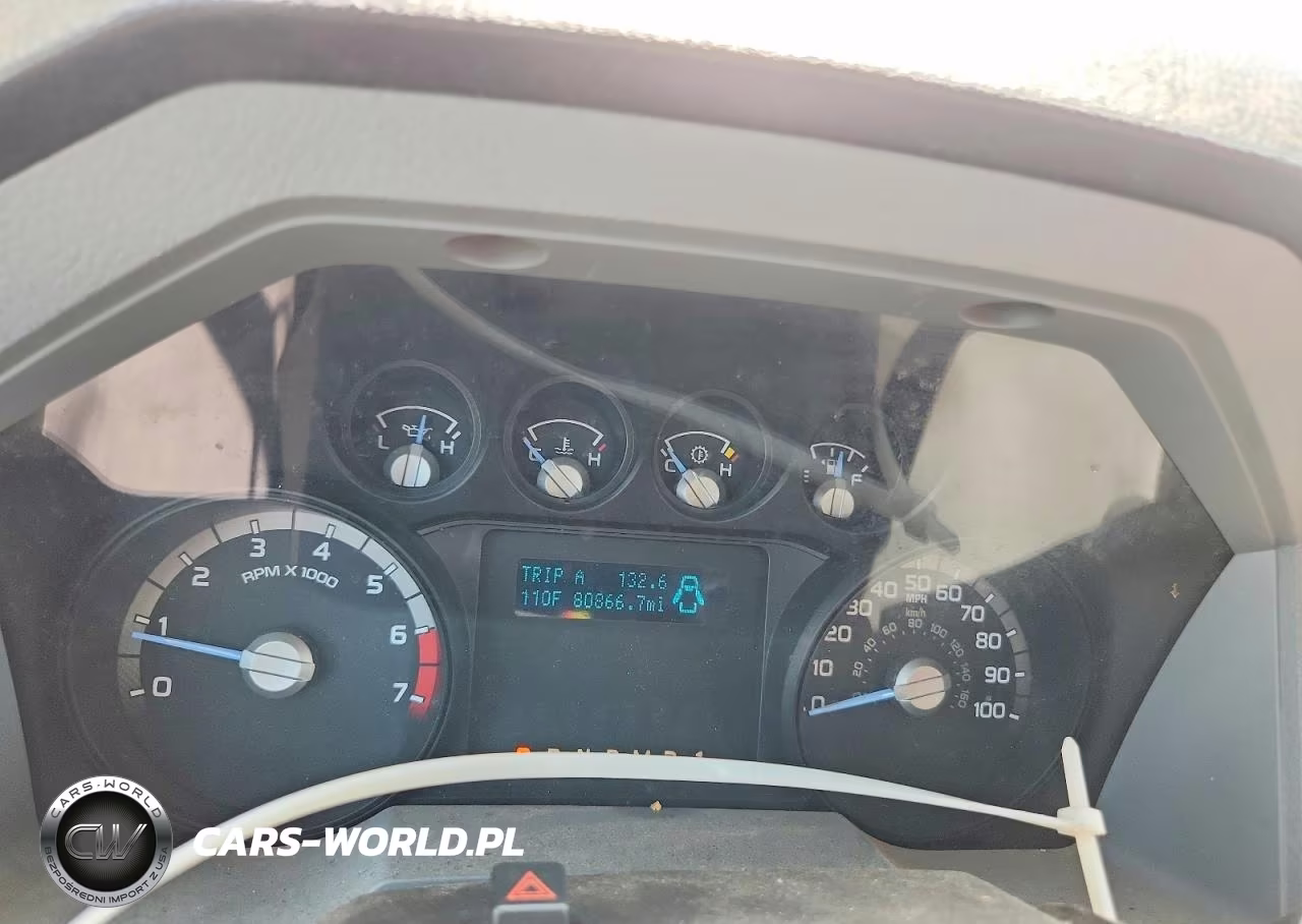 2015 Ford F350 Super Duty Box Truck VIN:1FD8W3G65FEC40956 - 9