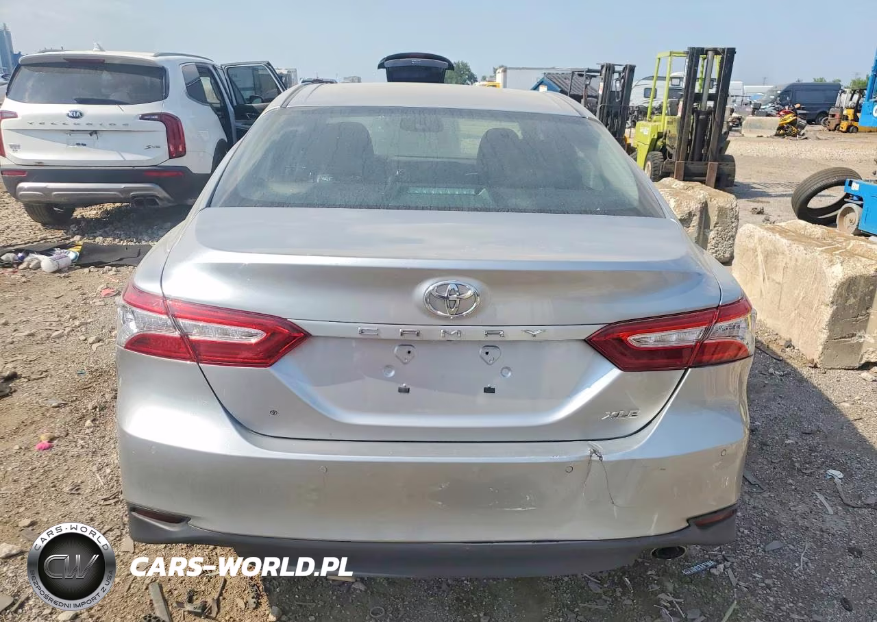 2018 Toyota Camry Xle VIN:4T1B11HK4JU052917 - 6