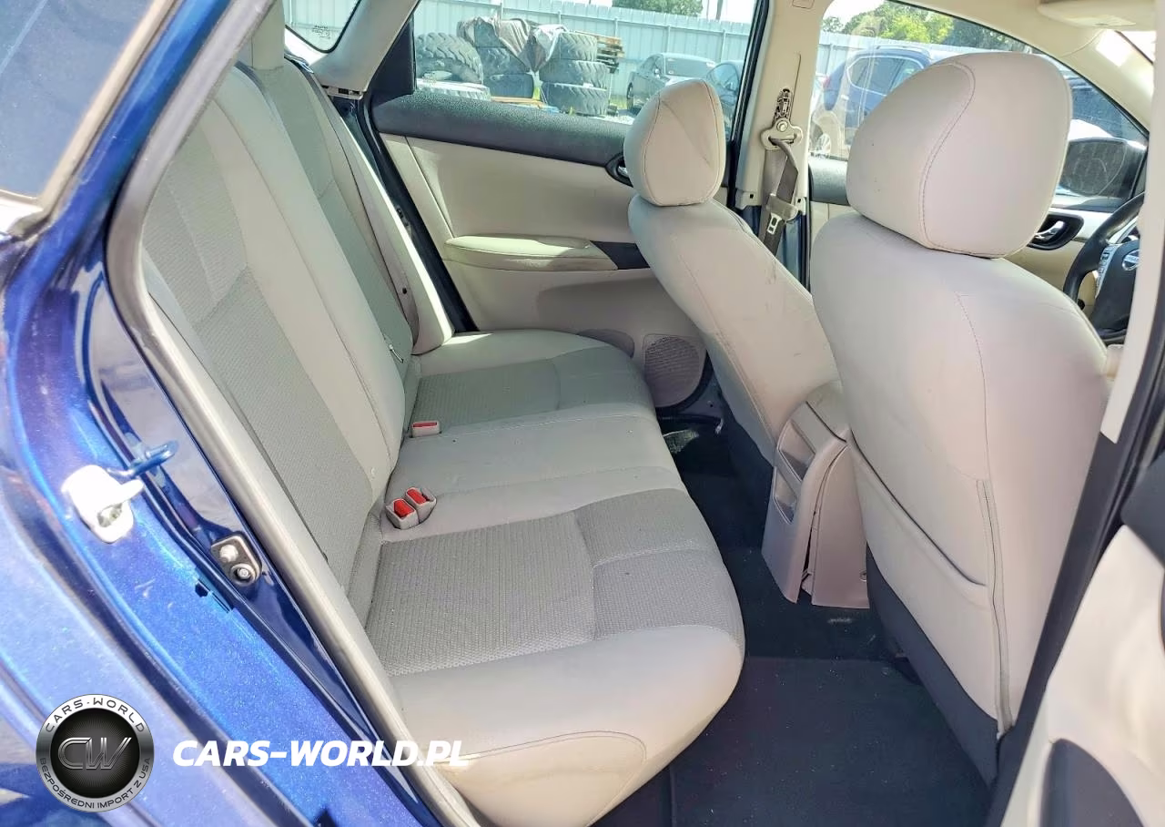 2016 Nissan Sentra S VIN:3N1AB7AP5GY305354 - 10