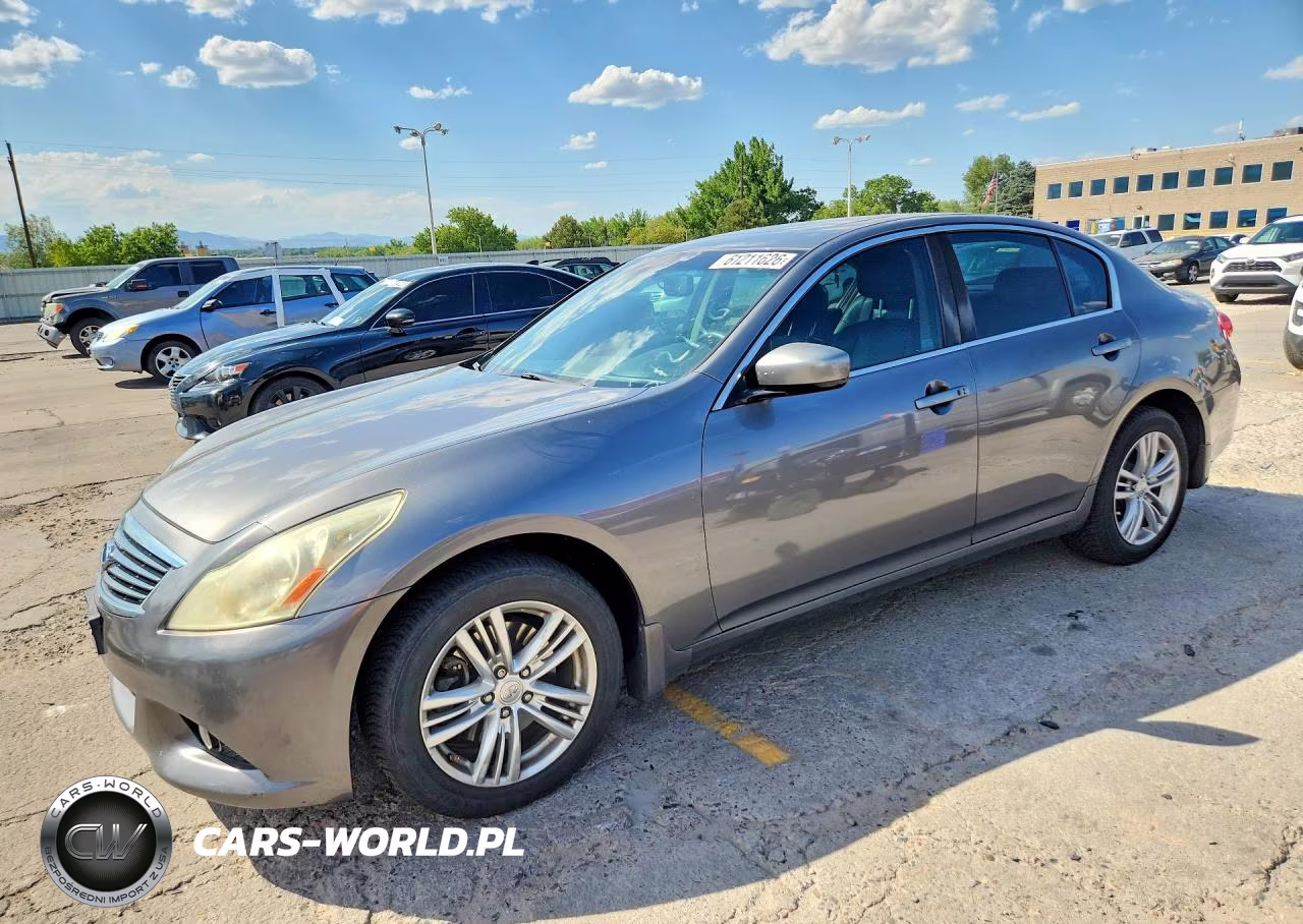 2011 Infiniti G25 Sedan X