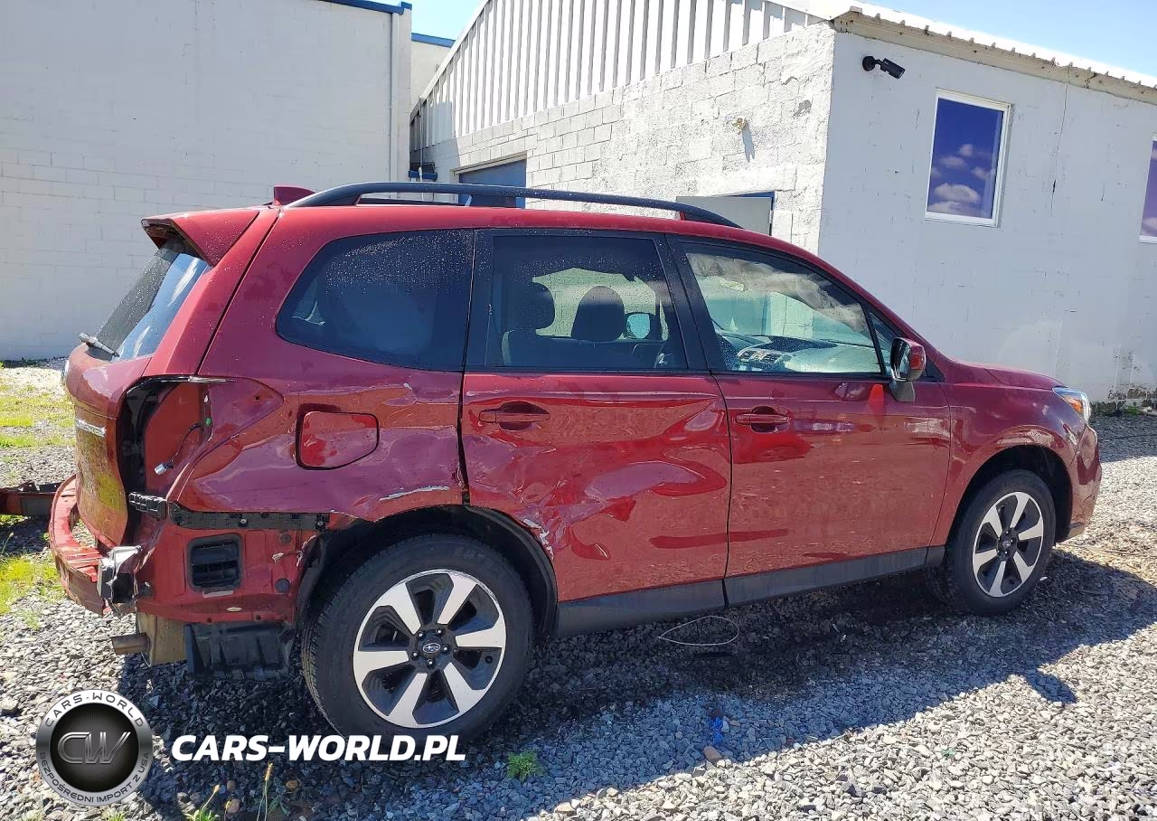 2018 Subaru Forester 2.5I Premium VIN:JF2SJAGC4JH574228 - 3