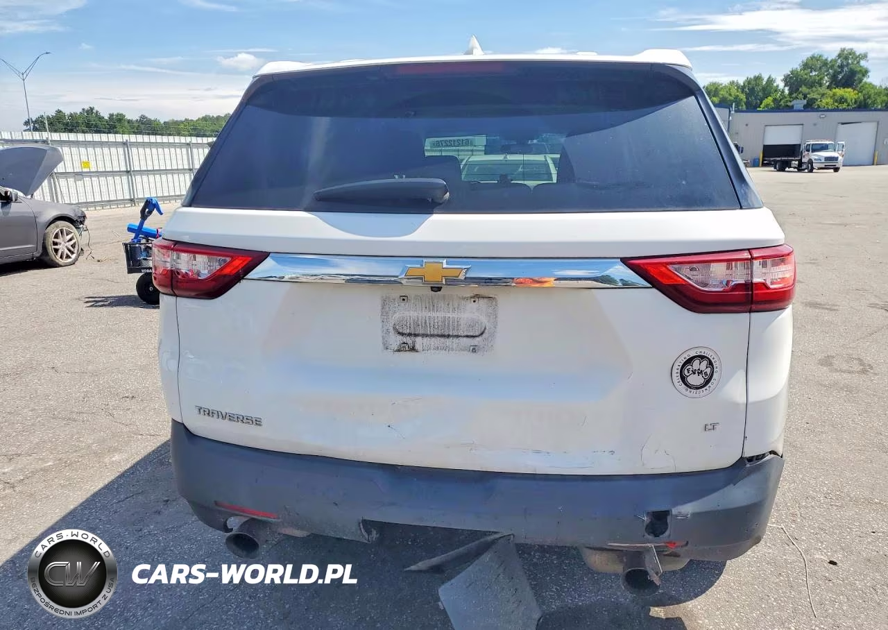 2018 Chevrolet Traverse Ls VIN:1GNERFKW9JJ270010 - 6