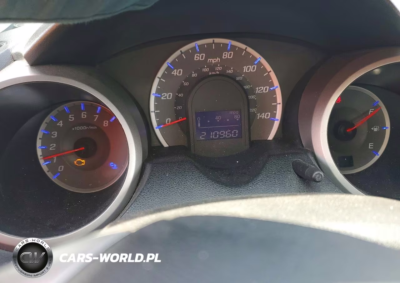 2011 Honda Fit Sport VIN:JHMGE8H52BS011196 - 9