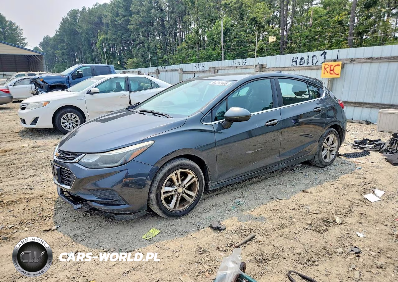 2017 Chevrolet Cruze Lt – zdjęcie 1 z 12