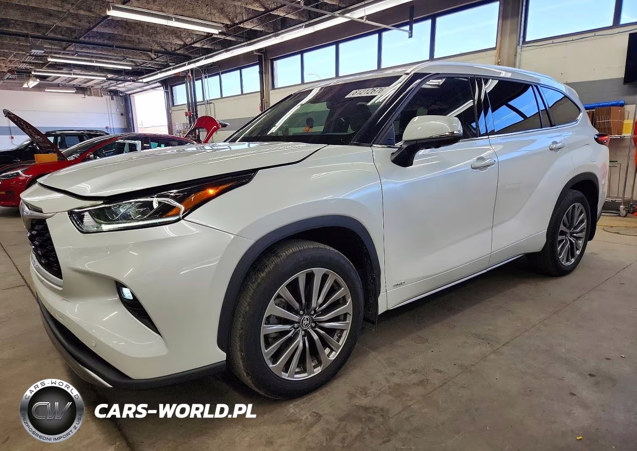 2025 Toyota Highlander Hybrid Xle – zdjęcie 1 z 13