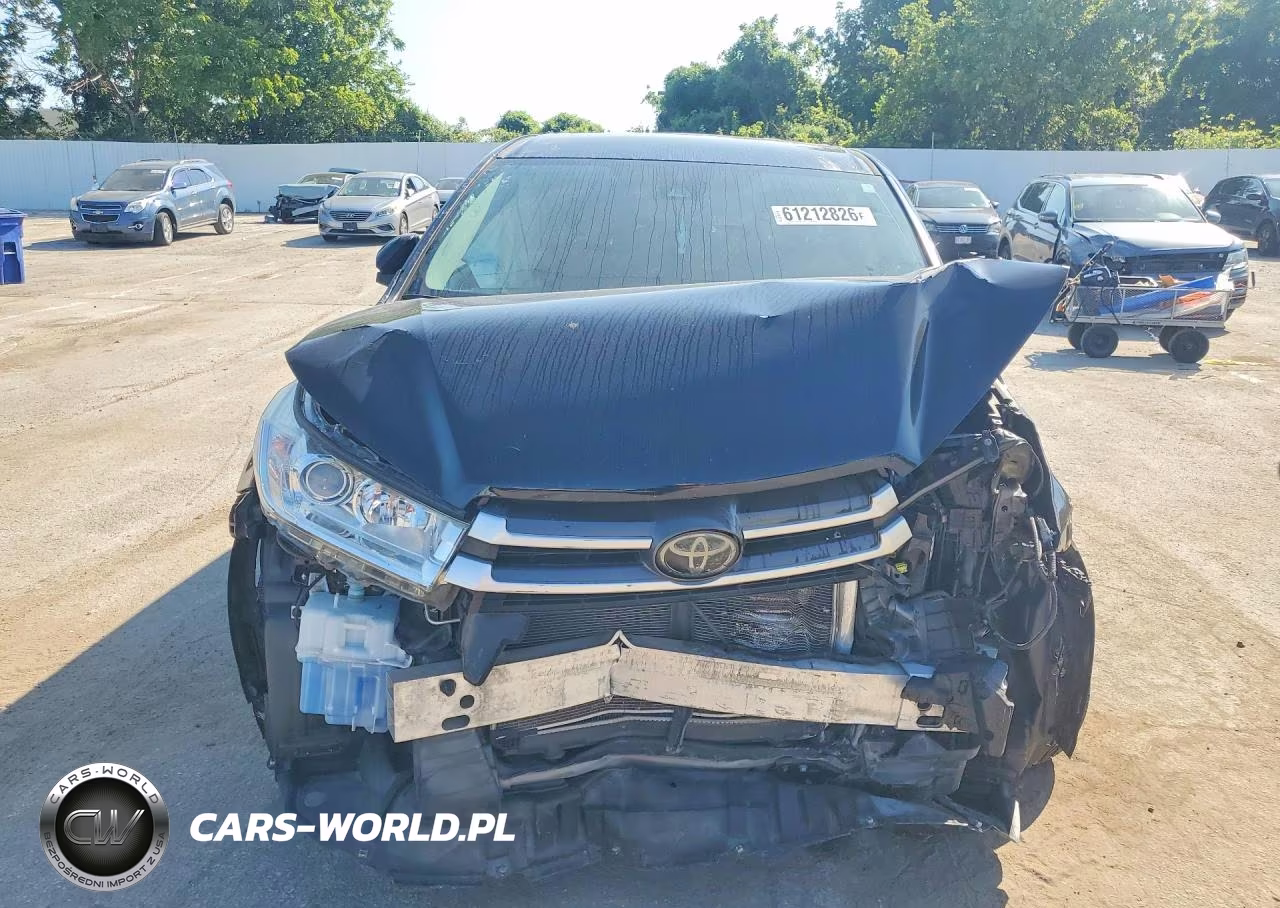 2018 Toyota Highlander Le VIN:5TDZARFH6JS036487 - 5