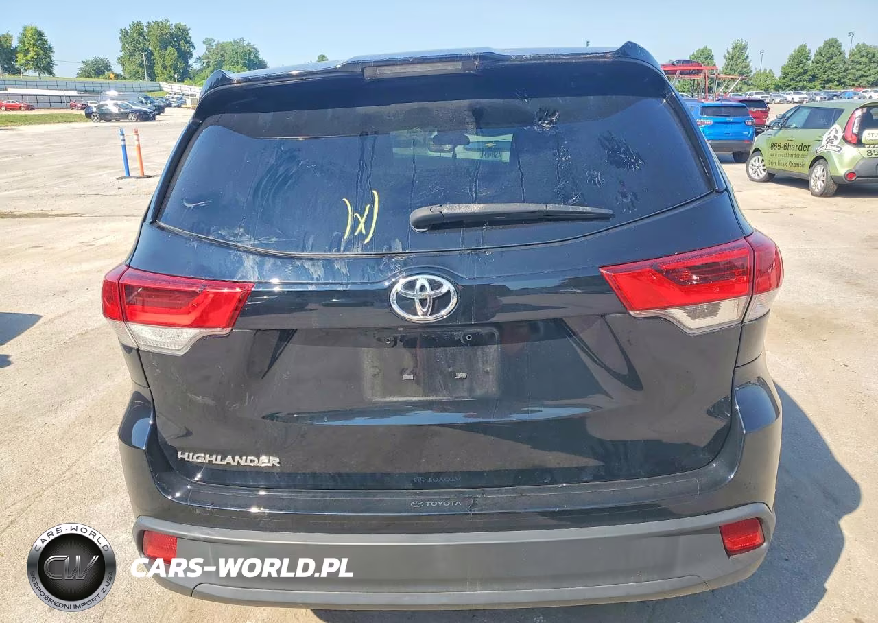 2018 Toyota Highlander Le VIN:5TDZARFH6JS036487 - 6