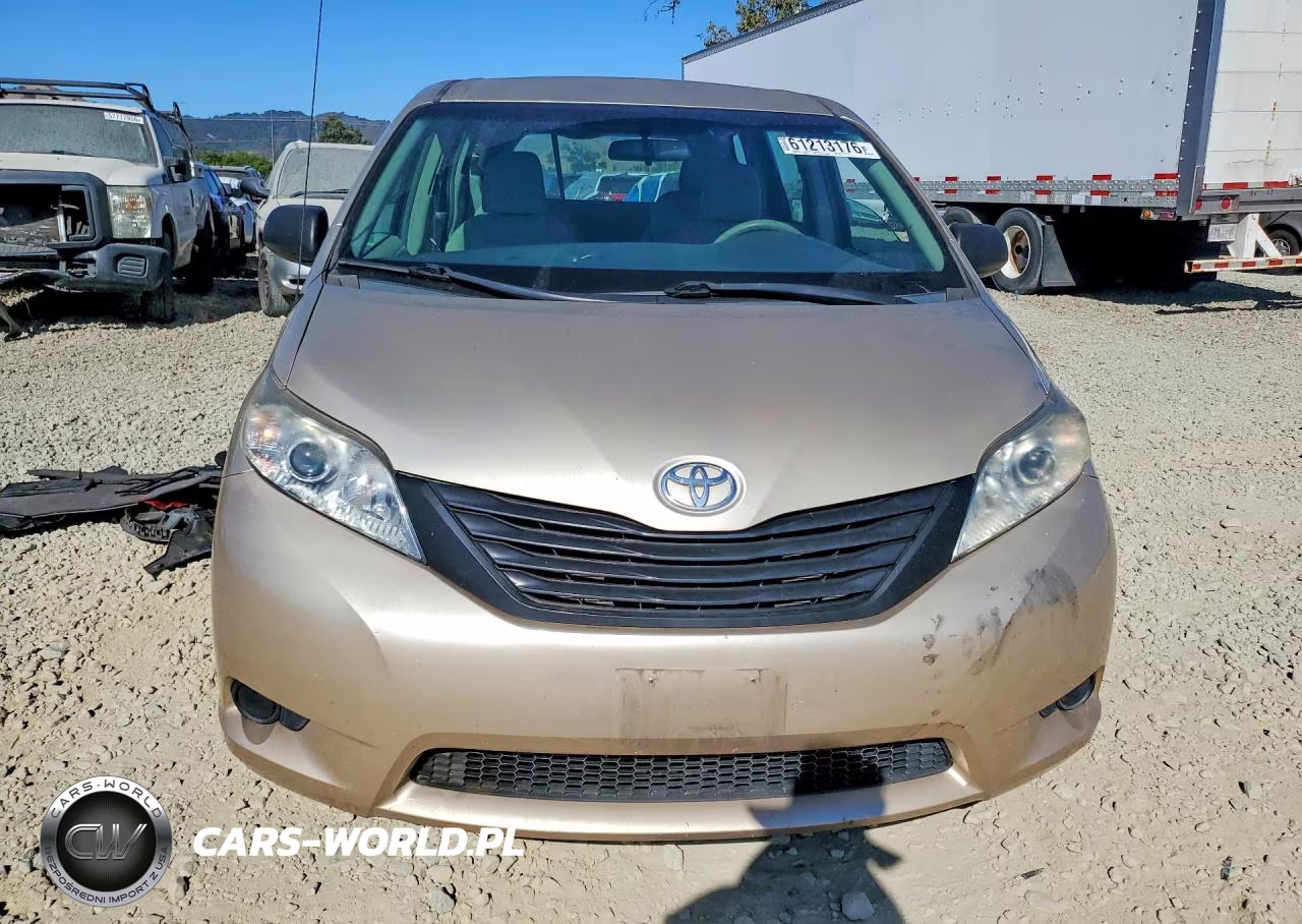 2014 Toyota Sienna L 7-Passenger VIN:5TDZK3DC5ES446608 - 5