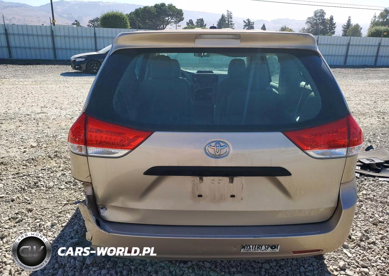 2014 Toyota Sienna L 7-Passenger VIN:5TDZK3DC5ES446608 - 6