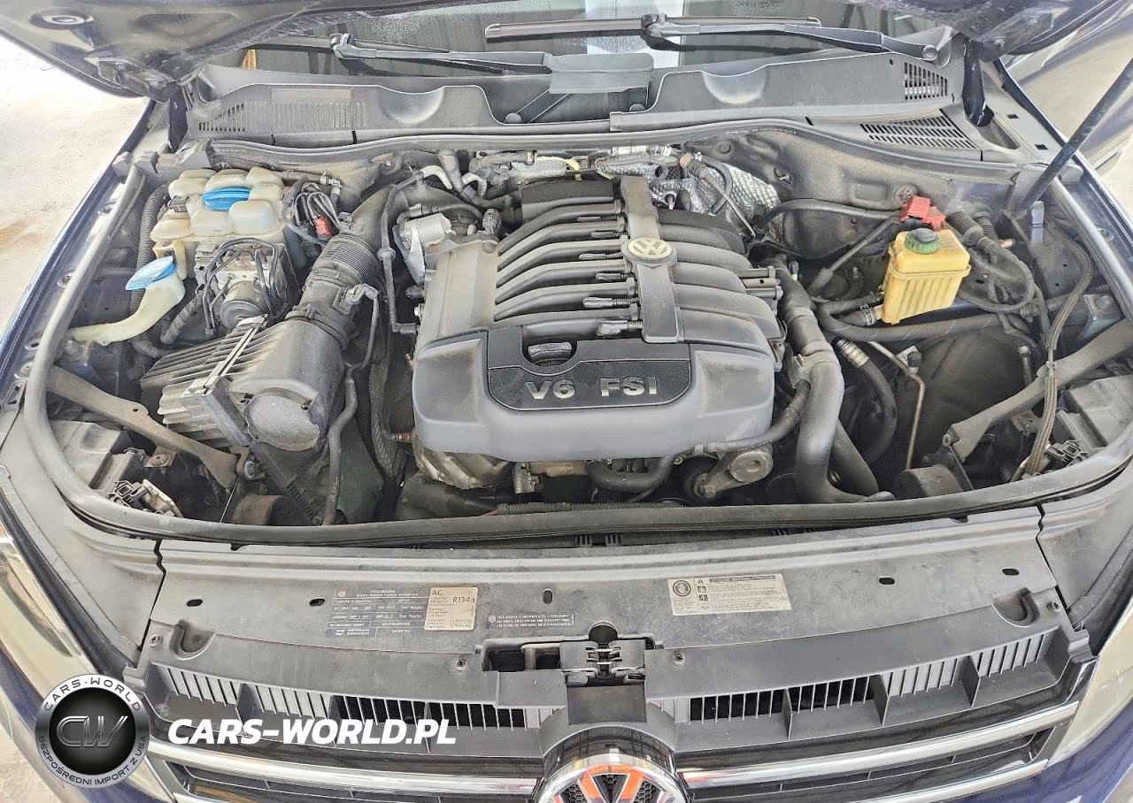 2011 Volkswagen Touareg V6 VIN:WVGFF9BP7BD000608 - 12