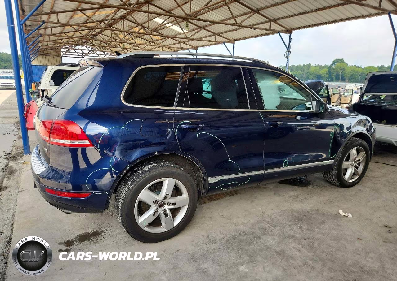 2011 Volkswagen Touareg V6 VIN:WVGFF9BP7BD000608 - 3