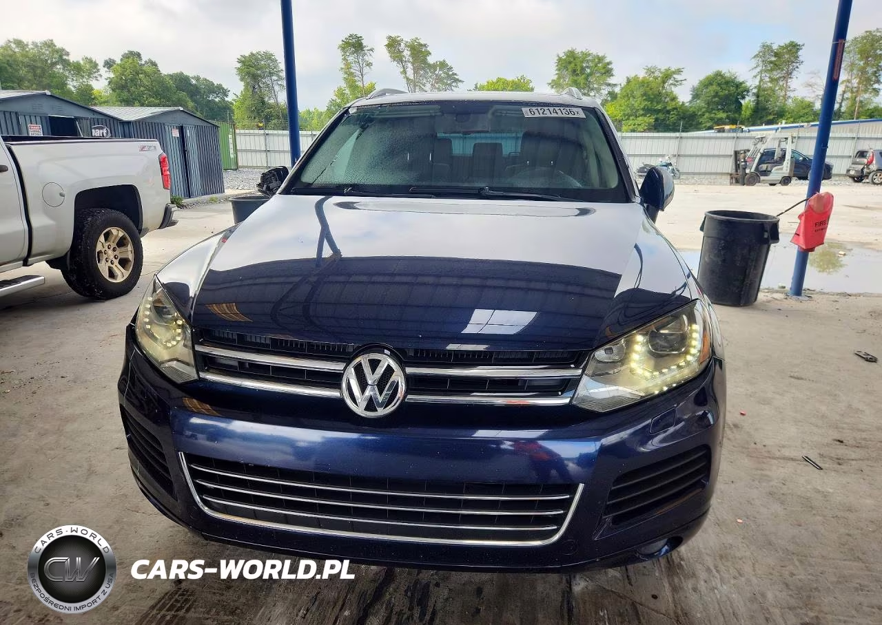 2011 Volkswagen Touareg V6 VIN:WVGFF9BP7BD000608 - 5