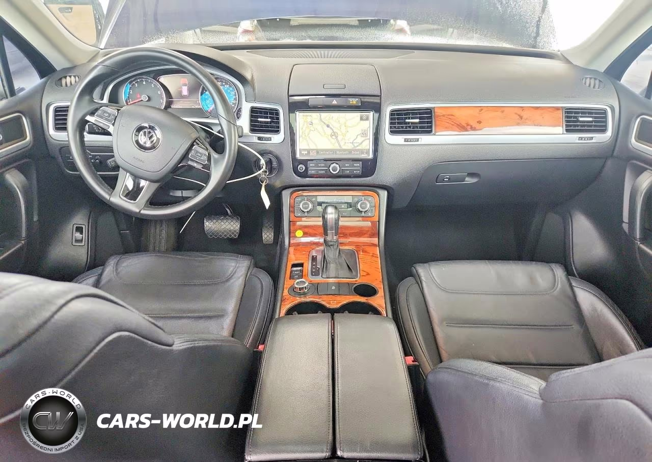 2011 Volkswagen Touareg V6 VIN:WVGFF9BP7BD000608 - 8
