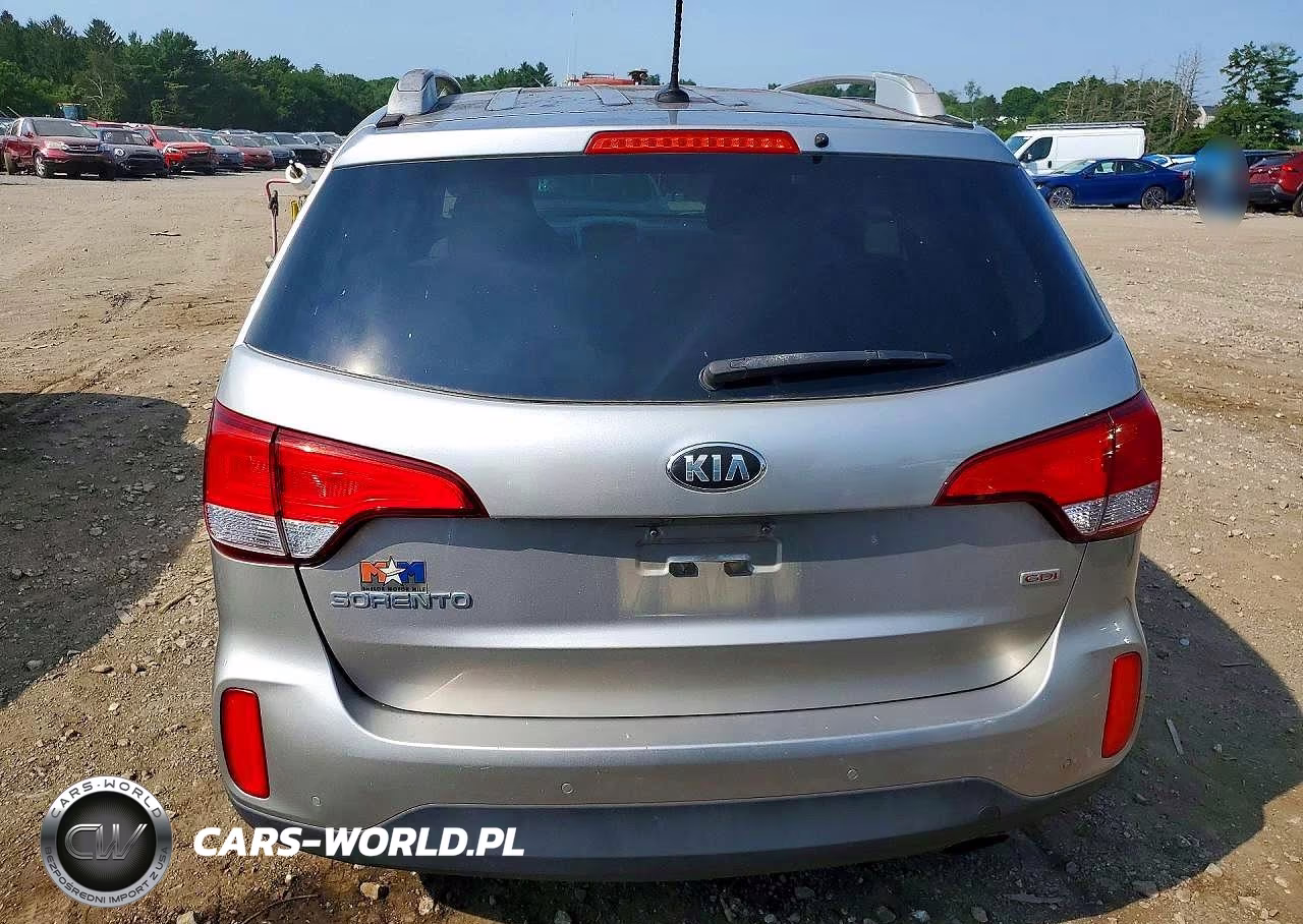 2015 Kia Sorento Lx VIN:5XYKTDA60FG628573 - 6