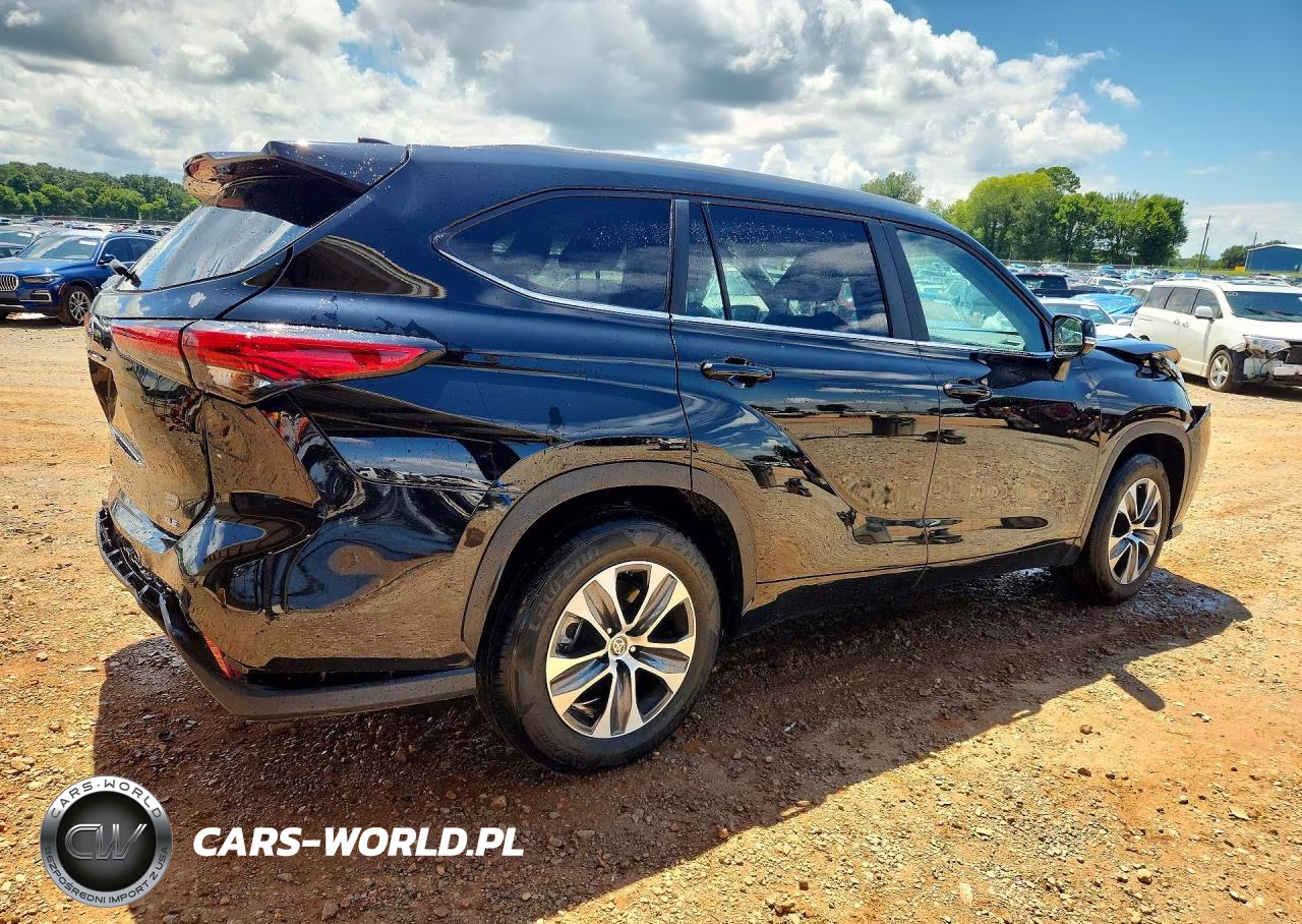 2023 Toyota Highlander Xle VIN:5TDKDRAH5PS025070 - 3