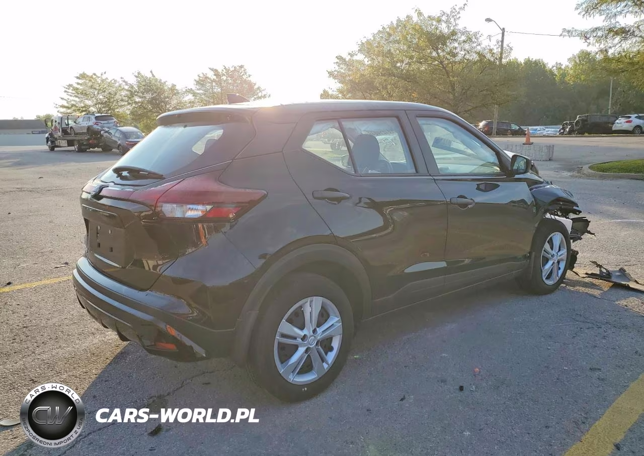 2025 Nissan Kicks Play S VIN:3N1CP5BV7SL499872 - 3