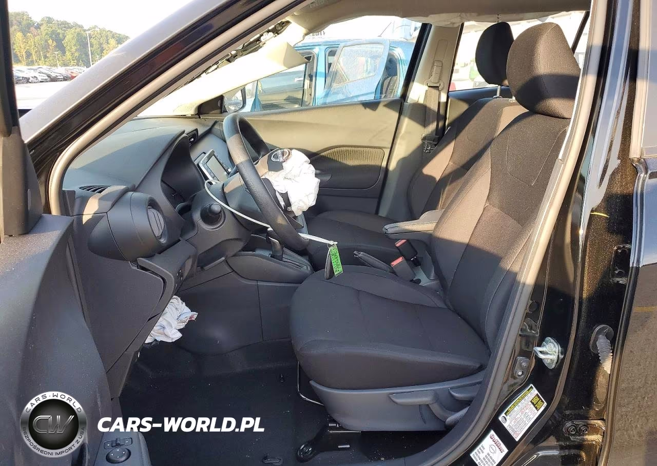 2025 Nissan Kicks Play S VIN:3N1CP5BV7SL499872 - 7