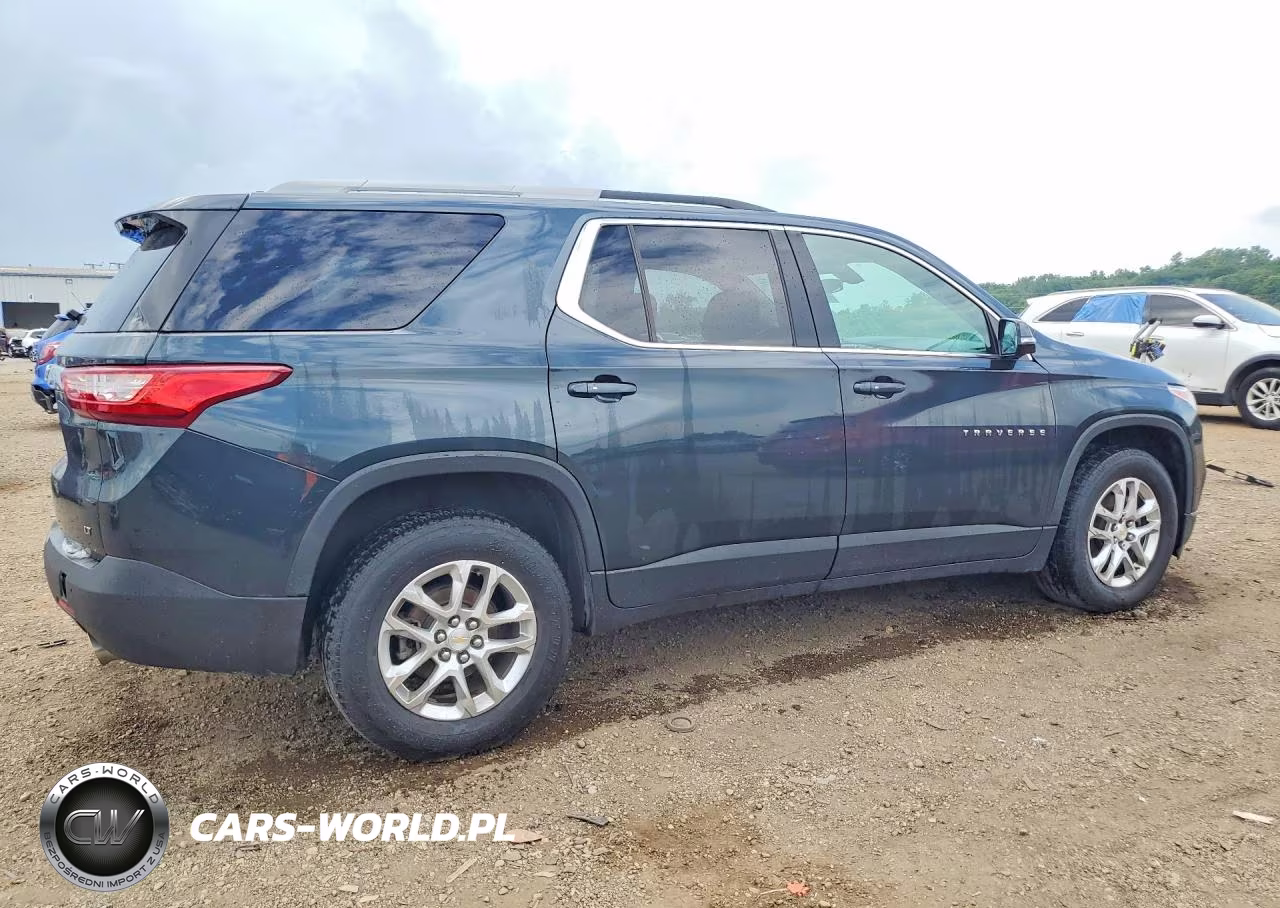 2018 Chevrolet Traverse Lt VIN:1GNEVGKW4JJ236851 - 3