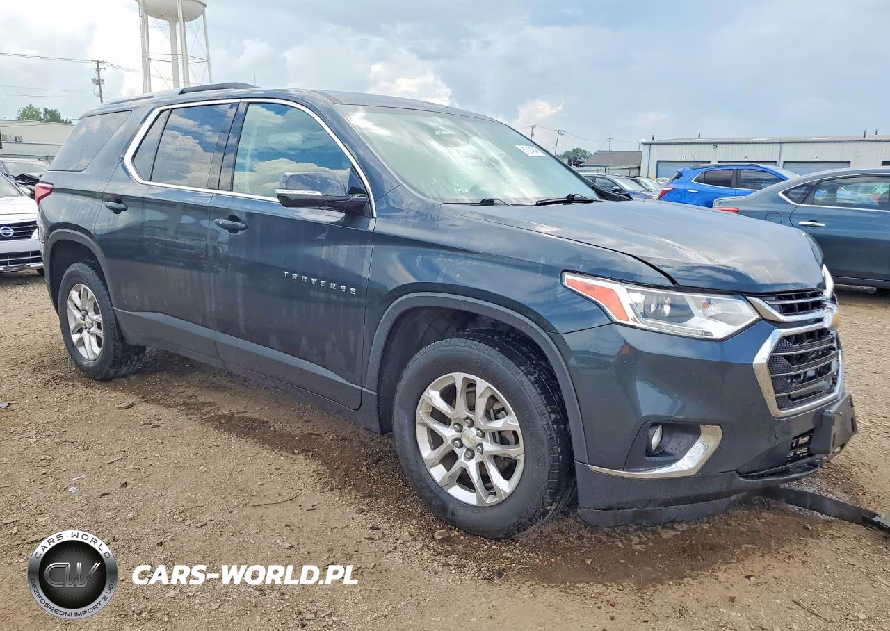 2018 Chevrolet Traverse Lt VIN:1GNEVGKW4JJ236851 - 4