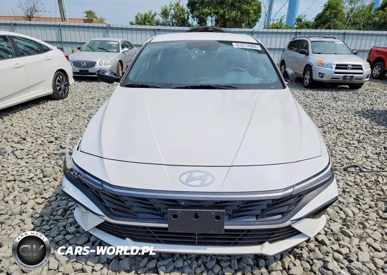 2025 Hyundai Elantra Sel Sport VIN:KMHLM4DG7SU988353 - 5