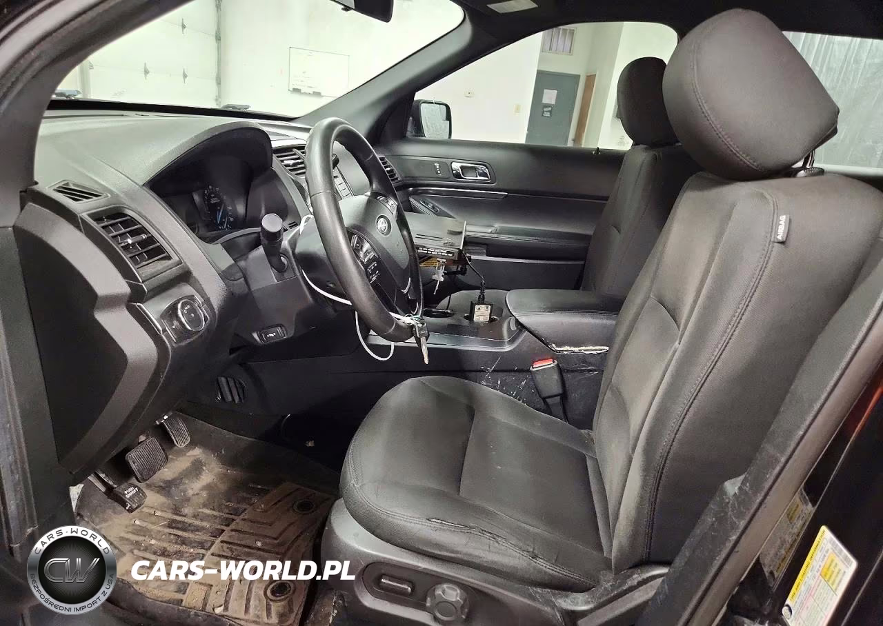 2018 Ford Explorer Police Interceptor VIN:1FM5K8AR1JGB91931 - 7