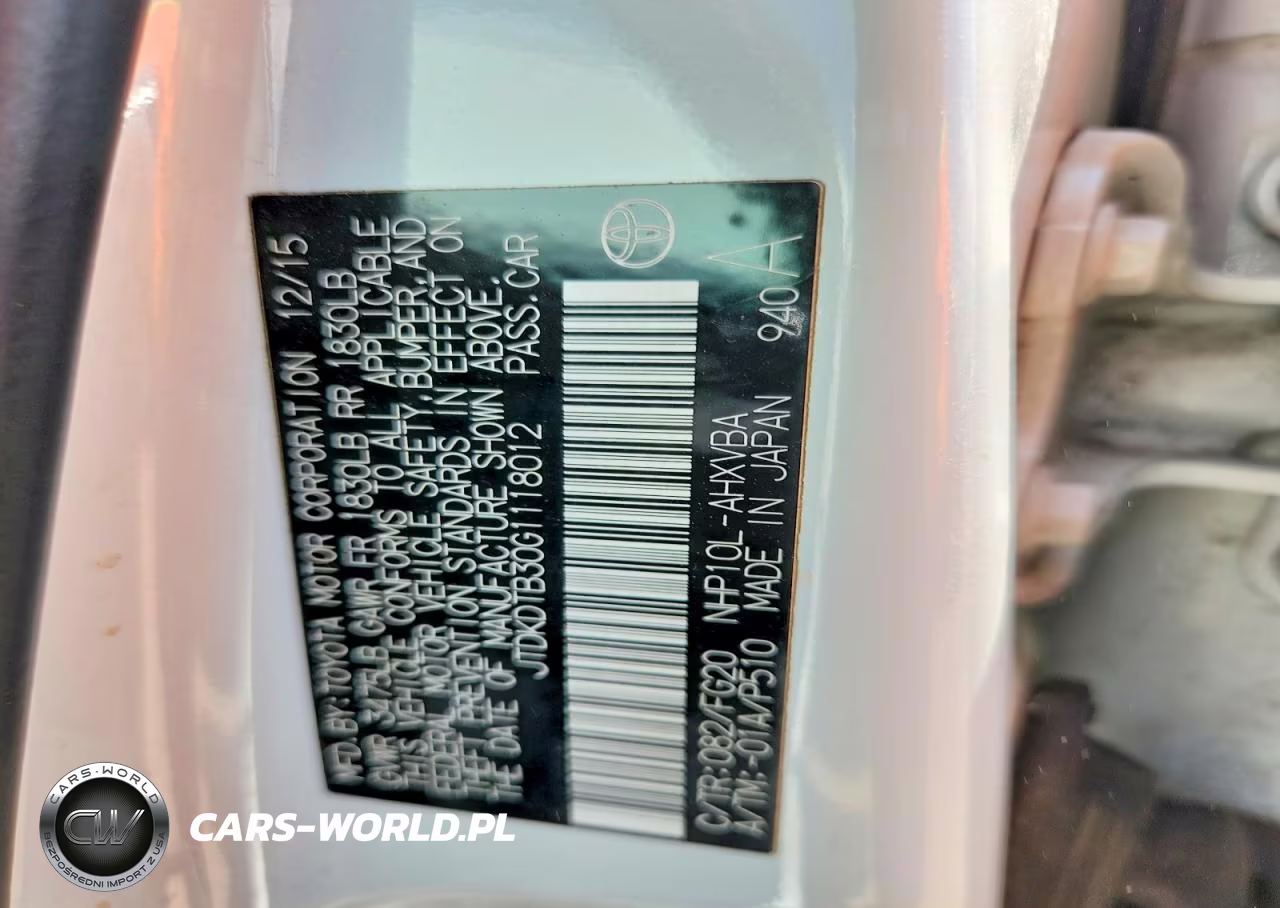 2016 Toyota Prius C Two VIN:JTDKDTB30G1118012 - 12