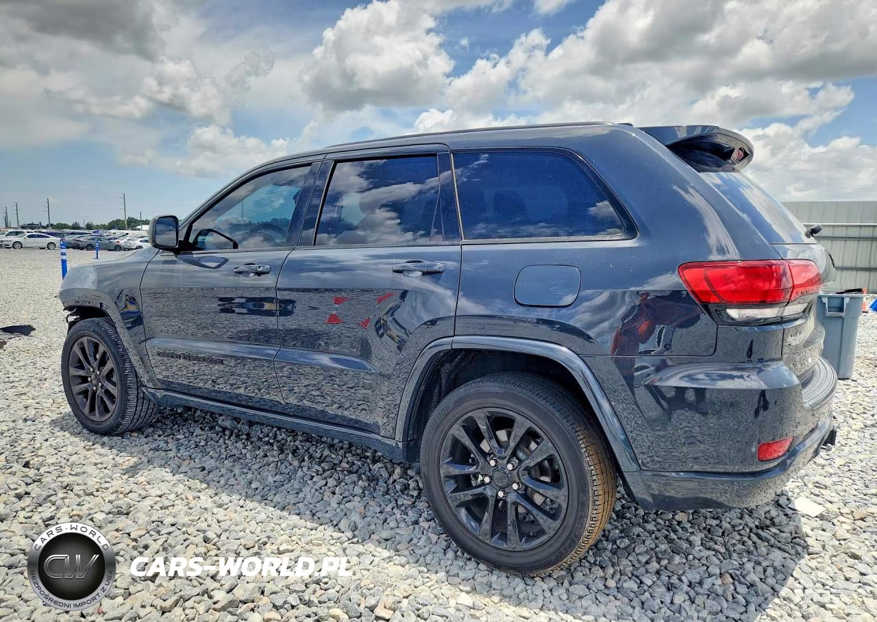 2018 Jeep Grand Cherokee Laredo VIN:1C4RJEAG0JC277535 - 2