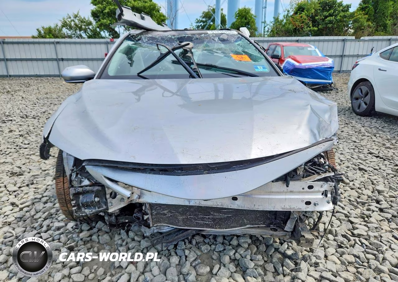 2018 Toyota Camry Xse VIN:4T1B61HK2JU131035 - 5