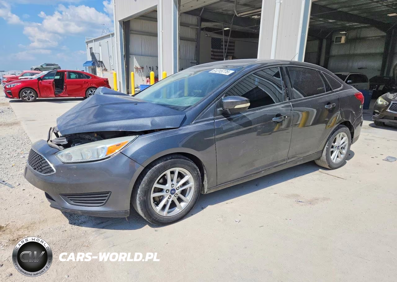2017 Ford Focus – zdjęcie 1 z 12