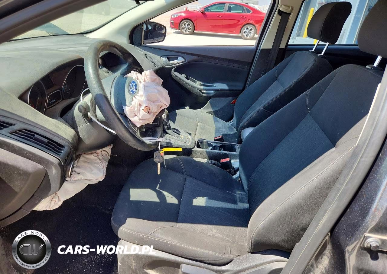 2017 Ford Focus VIN:1FADP3F24HL266869 - 7