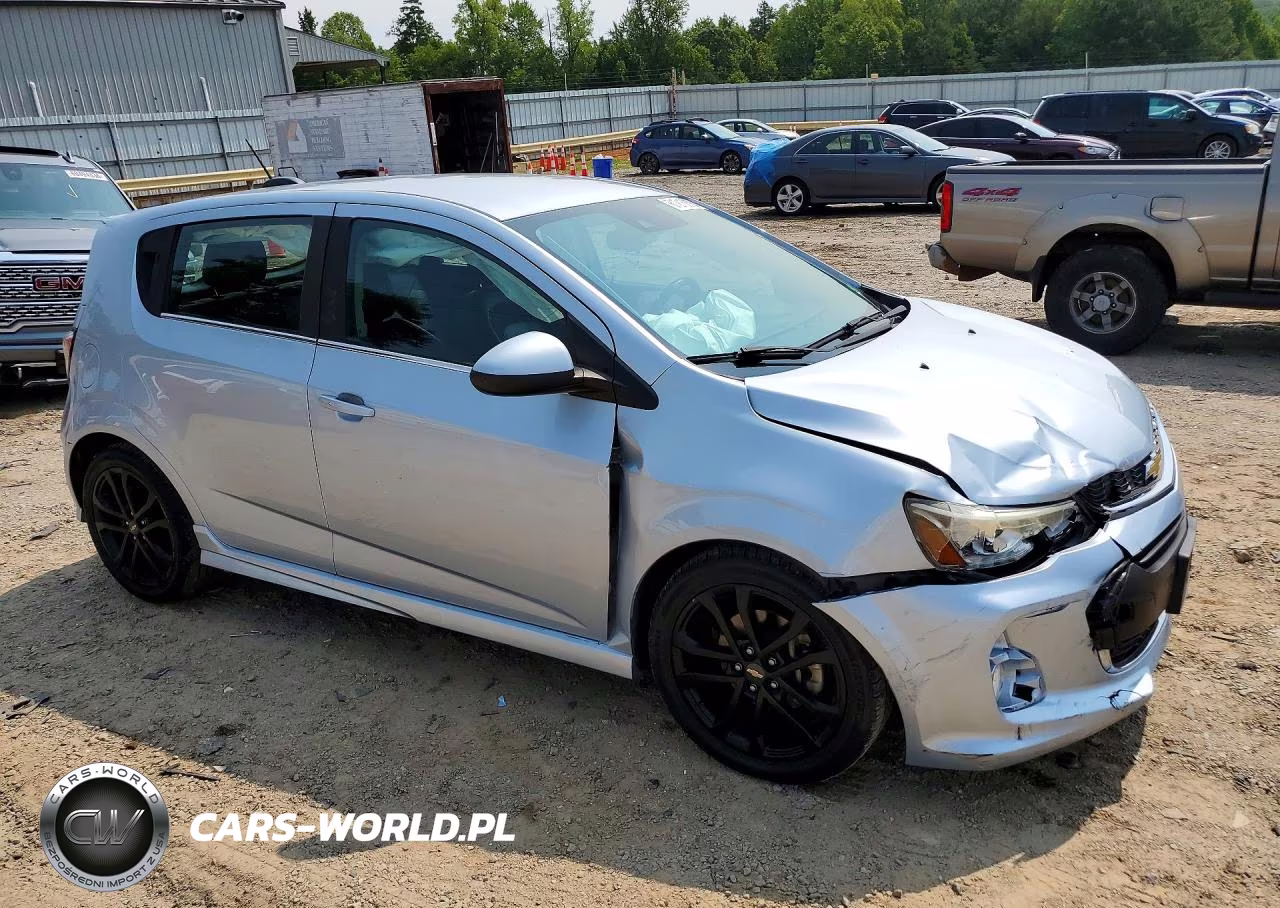 2017 Chevrolet Sonic Premier VIN:1G1JF6SB2H4124515 - 4