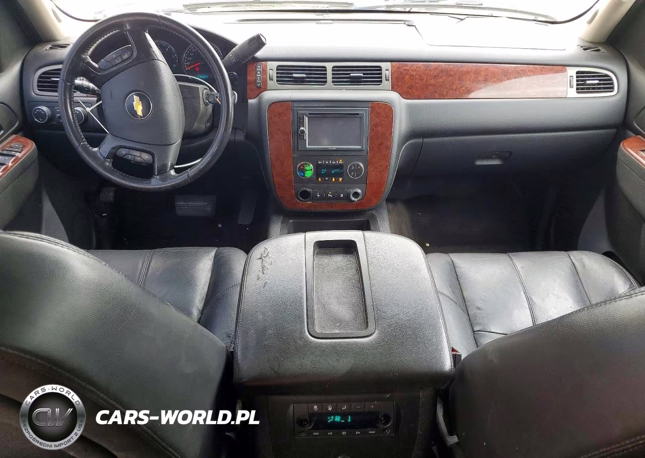 2010 Chevrolet Suburban K1500 Lt VIN:1GNUKJE33AR262099 - 8