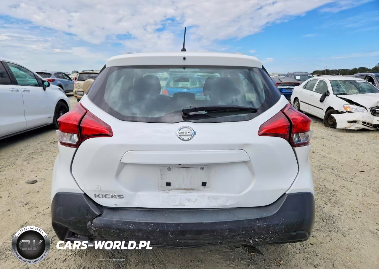 2019 Nissan Kicks S VIN:3N1CP5CU7KL511508 - 6