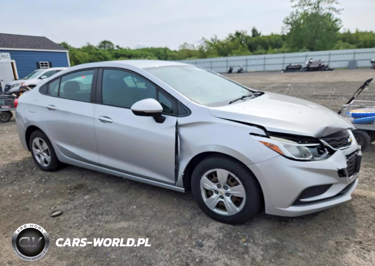 2017 Chevrolet Cruze Ls VIN:1G1BC5SM9H7268926 - 4